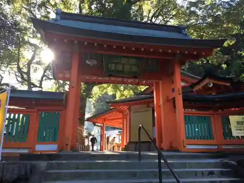 熊野那智大社の山門・神門
