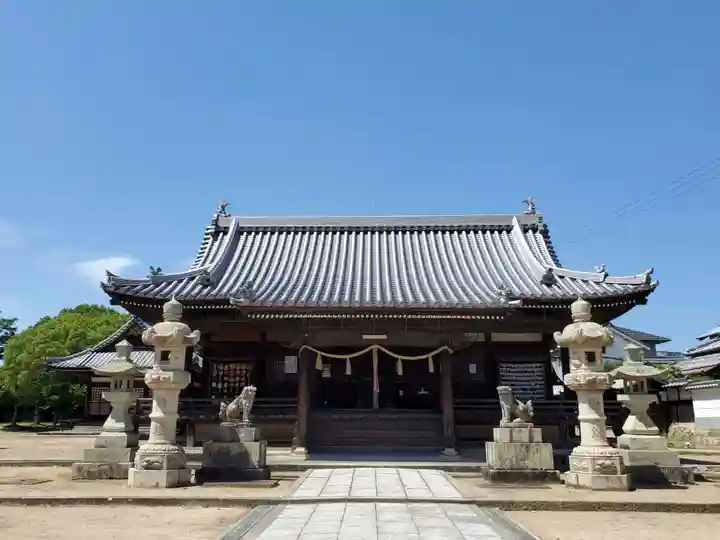 佐保神社の本殿・本堂
