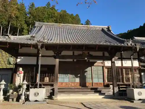 禅竜寺の本殿