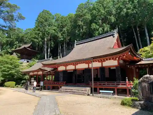 長命寺の本殿