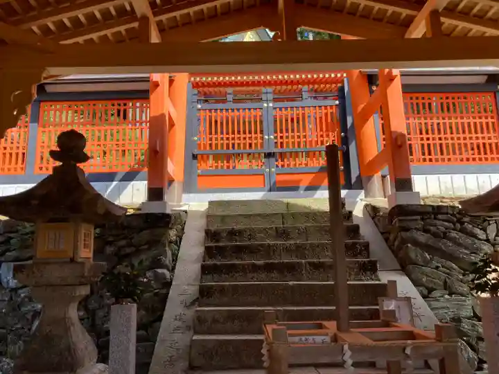 天野八幡神社の本殿・本堂