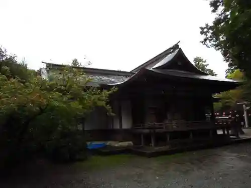 龍尾神社の本殿