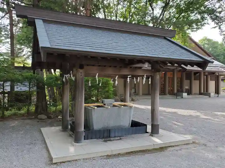 身曾岐神社の手水舎