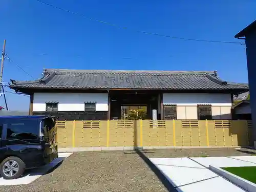 光蓮寺の山門