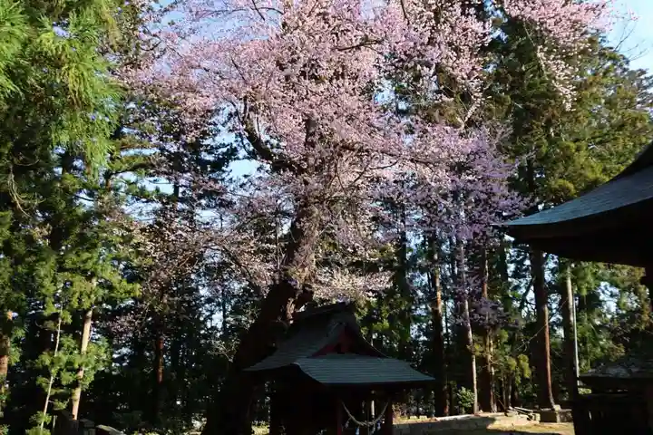 田村神社の末社・摂社