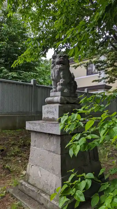 音更神社の狛犬