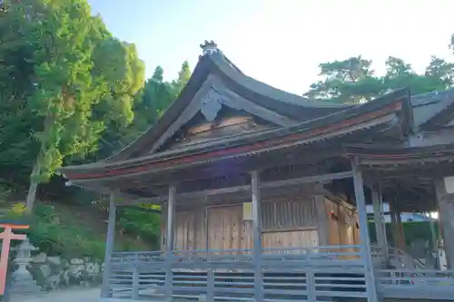 白鬚神社の本殿