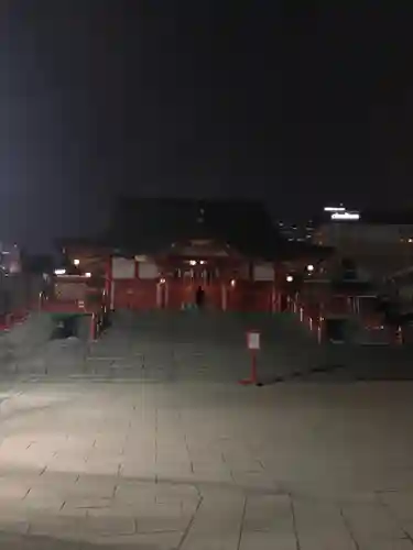 花園神社の本殿・本堂