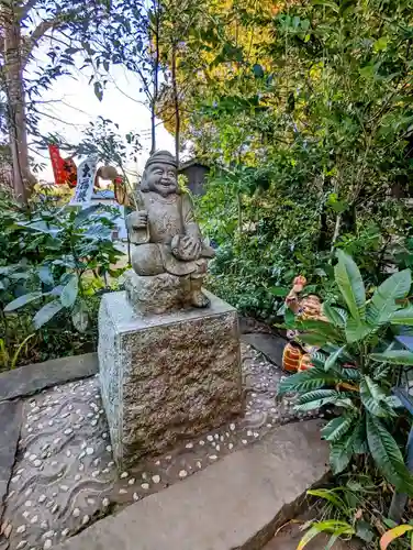 麻賀多神社の像