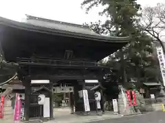 日牟禮八幡宮の山門