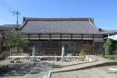 観音寺の本殿