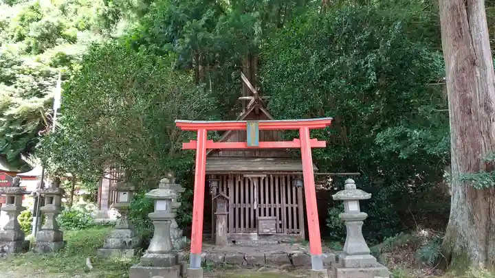 宇太水分神社の末社・摂社