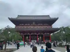 浅草寺の山門