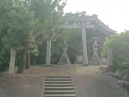 稲荷崎神社の鳥居