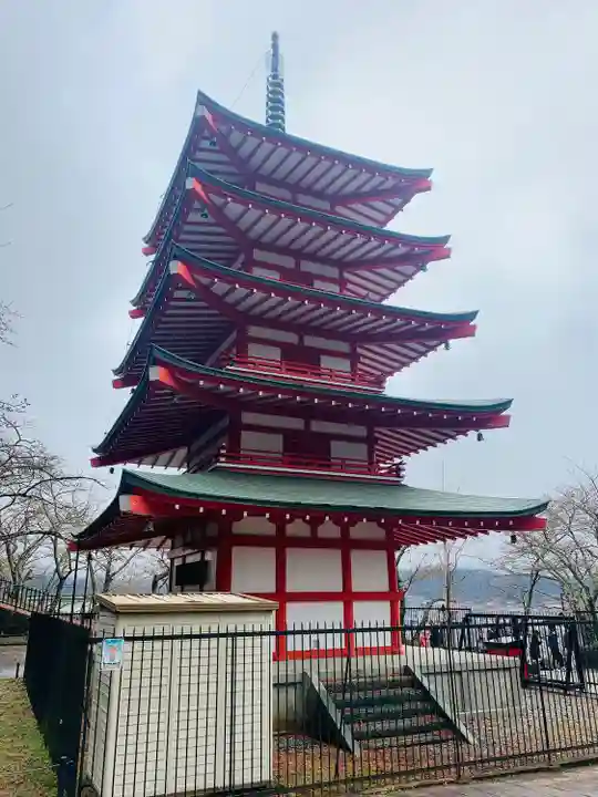 新倉富士浅間神社(山梨県)