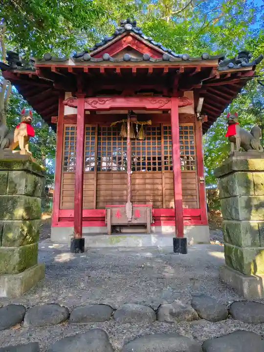 尾津神社(戸津)の末社・摂社