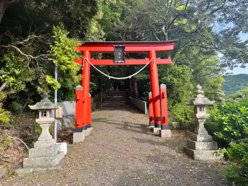 衣奈八幡神社(和歌山県)