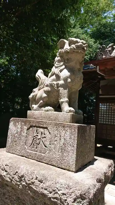 古宮神社の狛犬