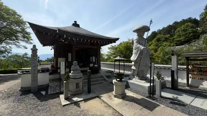 岡寺(龍蓋寺)の{uncategorized: "未分類", other: "その他", undefined: "問題あり", building: "その他建物", grave: "お墓", sacred_gate: "鳥居", guardian: "狛犬", statue: "像", buddha: "仏像", history: "歴史", nature: "自然", garden: "庭園", animal: "動物", pagoda: "塔", temizu: "手水舎", mountain_gate: "山門・神門", sanctuary: "本殿・本堂", subordinate: "末社・摂社", art: "芸術", scenery: "景色", jizo: "地蔵", ema: "絵馬", goshuin: "御朱印", omikuji: "おみくじ", items: "授与品その他", amulet: "お守り", goshuincho: "御朱印帳", eats: "食事", festival: "お祭り", votive_dance: "神楽", shichigosan: "七五三参", wedding: "結婚式", experience: "体験その他", initially: "初詣", around: "周辺", anti_infection: "感染症対策"}