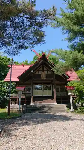 雨龍神社の本殿