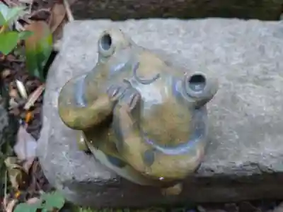 讃岐小白稲荷神社の狛犬