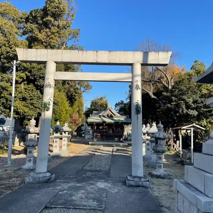 白山神社(松河戸町)の鳥居