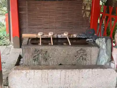 紀州東照宮の{uncategorized: "未分類", other: "その他", undefined: "問題あり", building: "その他建物", grave: "お墓", sacred_gate: "鳥居", guardian: "狛犬", statue: "像", buddha: "仏像", history: "歴史", nature: "自然", garden: "庭園", animal: "動物", pagoda: "塔", temizu: "手水舎", mountain_gate: "山門・神門", sanctuary: "本殿・本堂", subordinate: "末社・摂社", art: "芸術", scenery: "景色", jizo: "地蔵", ema: "絵馬", goshuin: "御朱印", omikuji: "おみくじ", items: "授与品その他", amulet: "お守り", goshuincho: "御朱印帳", eats: "食事", festival: "お祭り", votive_dance: "神楽", shichigosan: "七五三参", wedding: "結婚式", experience: "体験その他", initially: "初詣", around: "周辺", anti_infection: "感染症対策"}