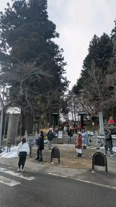 中尊寺の{uncategorized: "未分類", other: "その他", undefined: "問題あり", building: "その他建物", grave: "お墓", sacred_gate: "鳥居", guardian: "狛犬", statue: "像", buddha: "仏像", history: "歴史", nature: "自然", garden: "庭園", animal: "動物", pagoda: "塔", temizu: "手水舎", mountain_gate: "山門・神門", sanctuary: "本殿・本堂", subordinate: "末社・摂社", art: "芸術", scenery: "景色", jizo: "地蔵", ema: "絵馬", goshuin: "御朱印", omikuji: "おみくじ", items: "授与品その他", amulet: "お守り", goshuincho: "御朱印帳", eats: "食事", festival: "お祭り", votive_dance: "神楽", shichigosan: "七五三参", wedding: "結婚式", experience: "体験その他", initially: "初詣", around: "周辺", anti_infection: "感染症対策"}