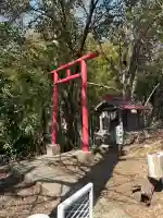 厳島神社(八幡宮境外社)の{uncategorized: "未分類", other: "その他", undefined: "問題あり", building: "その他建物", grave: "お墓", sacred_gate: "鳥居", guardian: "狛犬", statue: "像", buddha: "仏像", history: "歴史", nature: "自然", garden: "庭園", animal: "動物", pagoda: "塔", temizu: "手水舎", mountain_gate: "山門・神門", sanctuary: "本殿・本堂", subordinate: "末社・摂社", art: "芸術", scenery: "景色", jizo: "地蔵", ema: "絵馬", goshuin: "御朱印", omikuji: "おみくじ", items: "授与品その他", amulet: "お守り", goshuincho: "御朱印帳", eats: "食事", festival: "お祭り", votive_dance: "神楽", shichigosan: "七五三参", wedding: "結婚式", experience: "体験その他", initially: "初詣", around: "周辺", anti_infection: "感染症対策"}