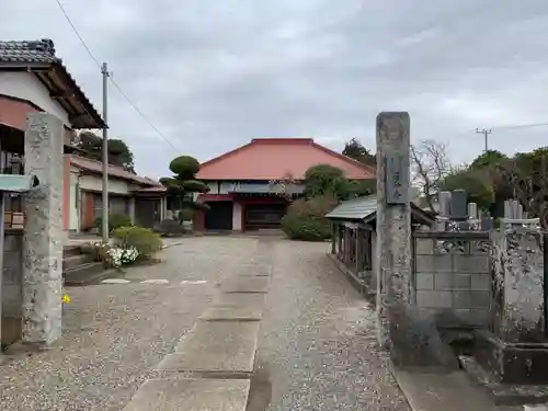 延命寺の山門