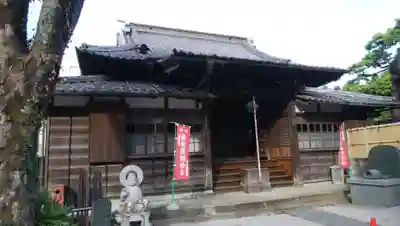 魚籃寺の本殿・本堂