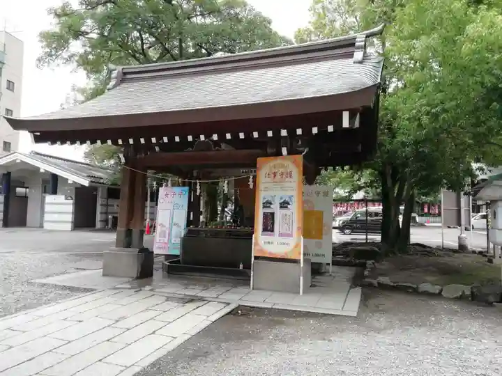 真清田神社の手水舎