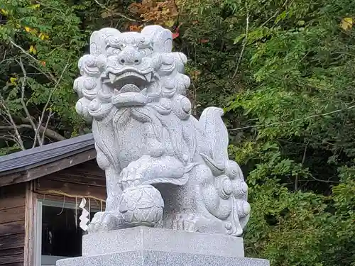 琴平神社の狛犬