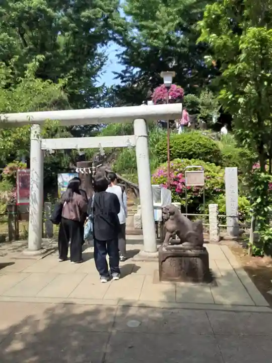 鳩森八幡神社(東京都)