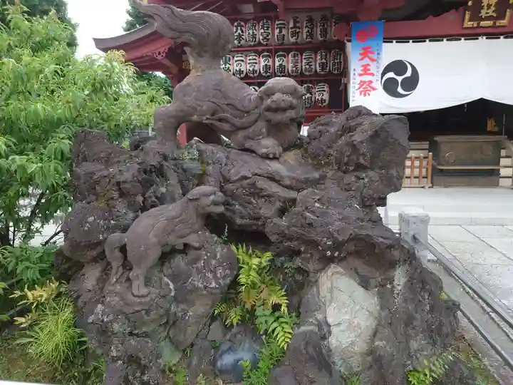 素盞雄神社の狛犬