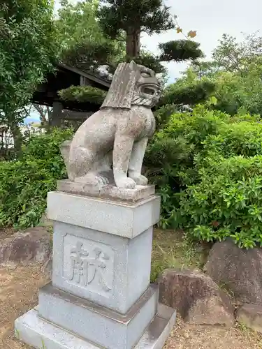 比佐豆知神社の狛犬