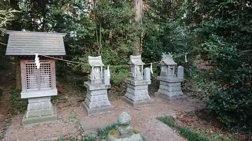 磐裂根裂神社の末社