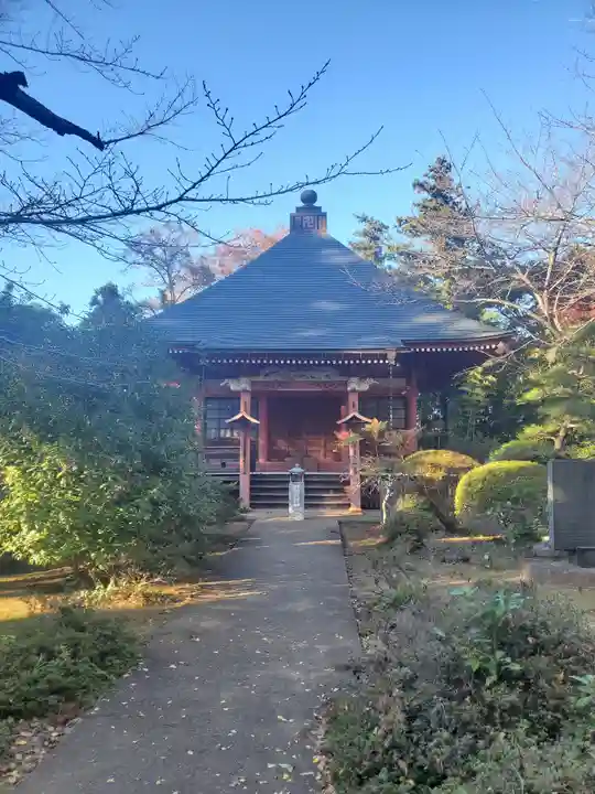 西蓮寺の本殿・本堂