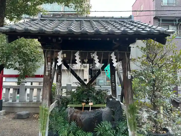 矢先稲荷神社の{uncategorized: "未分類", other: "その他", undefined: "問題あり", building: "その他建物", grave: "お墓", sacred_gate: "鳥居", guardian: "狛犬", statue: "像", buddha: "仏像", history: "歴史", nature: "自然", garden: "庭園", animal: "動物", pagoda: "塔", temizu: "手水舎", mountain_gate: "山門・神門", sanctuary: "本殿・本堂", subordinate: "末社・摂社", art: "芸術", scenery: "景色", jizo: "地蔵", ema: "絵馬", goshuin: "御朱印", omikuji: "おみくじ", items: "授与品その他", amulet: "お守り", goshuincho: "御朱印帳", eats: "食事", festival: "お祭り", votive_dance: "神楽", shichigosan: "七五三参", wedding: "結婚式", experience: "体験その他", initially: "初詣", around: "周辺", anti_infection: "感染症対策"}