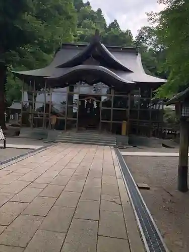 金剱宮の本殿・本堂