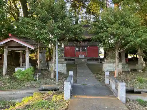 大谷高龗神社の{uncategorized: "未分類", other: "その他", undefined: "問題あり", building: "その他建物", grave: "お墓", sacred_gate: "鳥居", guardian: "狛犬", statue: "像", buddha: "仏像", history: "歴史", nature: "自然", garden: "庭園", animal: "動物", pagoda: "塔", temizu: "手水舎", mountain_gate: "山門・神門", sanctuary: "本殿・本堂", subordinate: "末社・摂社", art: "芸術", scenery: "景色", jizo: "地蔵", ema: "絵馬", goshuin: "御朱印", omikuji: "おみくじ", items: "授与品その他", amulet: "お守り", goshuincho: "御朱印帳", eats: "食事", festival: "お祭り", votive_dance: "神楽", shichigosan: "七五三参", wedding: "結婚式", experience: "体験その他", initially: "初詣", around: "周辺", anti_infection: "感染症対策"}