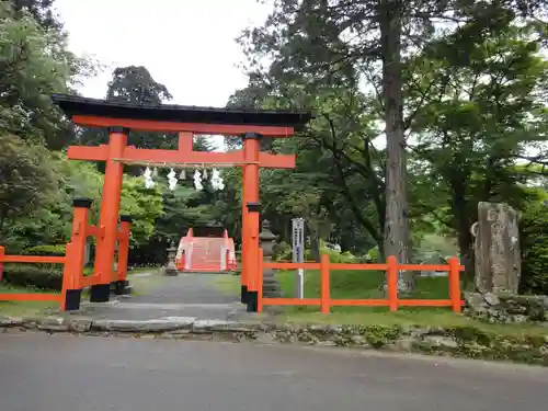 丹生都比売神社の鳥居