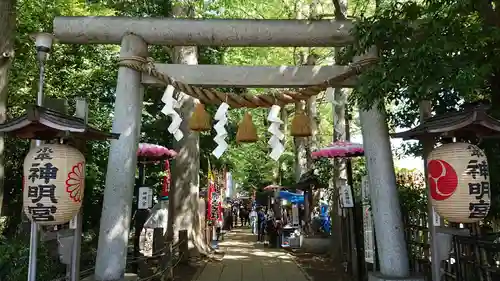 小平神明宮の鳥居