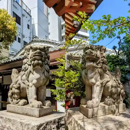 秋葉神社の狛犬