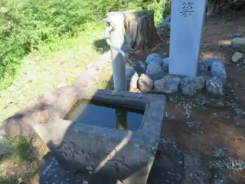 金山神社の手水