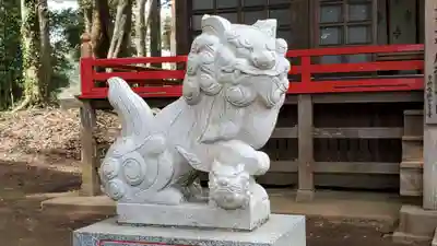 小林鳥見神社の狛犬