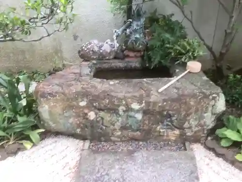 教善寺の手水舎