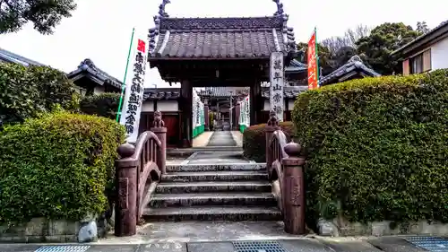 常福寺の山門・神門