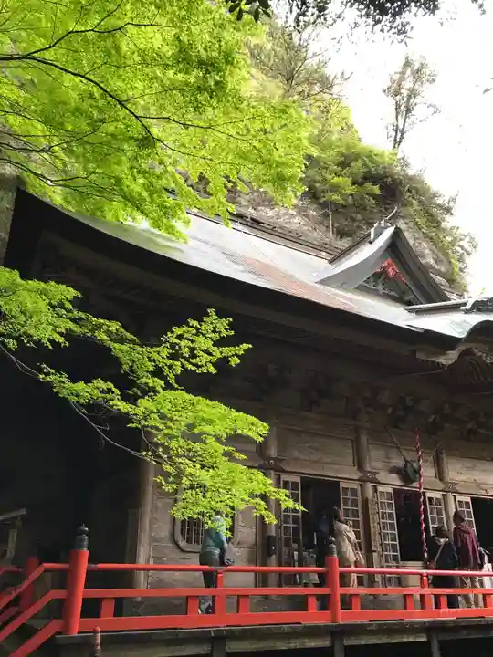 両子寺の本殿・本堂