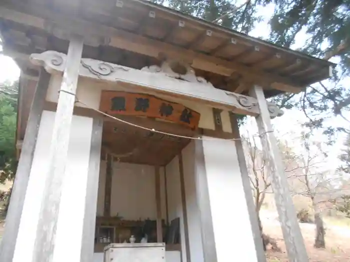 熊野神社の本殿